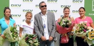 Conchita Martínez y María Vasco juegan al pádel Exhibición padel