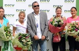 Conchita Martínez y María Vasco juegan al pádel Exhibición padel