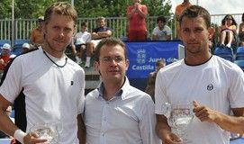 Baluda-Kudryavtsev campeones de dobles en El Espinar final dobles el espinar
