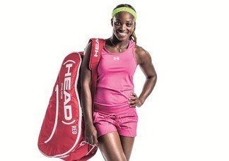 Sloane Stephens sigue con HEAD sloan stephens