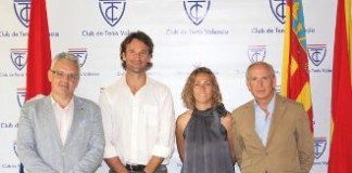 Reunión de Gala León, directora deportiva de la RFET y Carlos Moyá Gala y Carlos Moyá