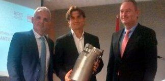 David Ferrer recibe el Premio Samaranch Ferrer recibe el Premio Samaranch
