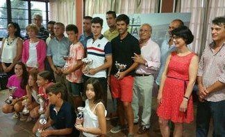 Guillermo García-López entregó los premios de su torneo Guillermo García-López en Club Tenis Albacete