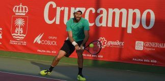 Matteo Viola primer finalista del Open Cruzcampo Matteo Viola en semifinales del Open de Tenis Cruzcampo Ciudad de Palma del Río