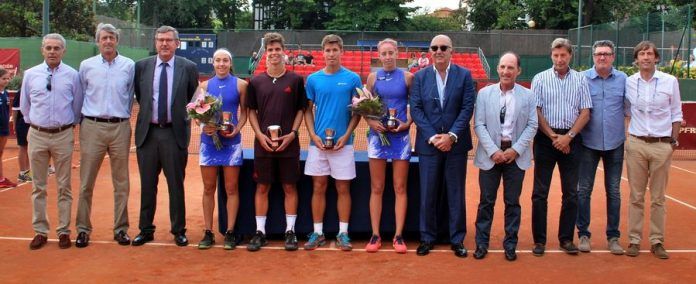 Paula Arias y Alberto Colás campeones de España Junior