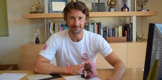 Juan Carlos Ferrero embajador solidario de la campaña Tempitos Juan Carlos Ferrero siendo embajador solidario de la campaña Tempitos