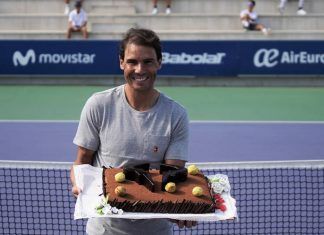 Nadal celebra sus 34 primaveras y 20 temporadas a pie de pista con los alumnos de su academia Rafael Nadal celebra su cumpleaños