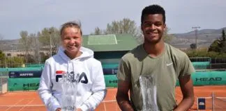 Diana Shnaider y Giovanni Mpetshi campenes del ITF J1 Villena DIANA SHNAIDER Y GIOVANNI MPETSHI CAMPEONES DEL ITF J1 VILLENA