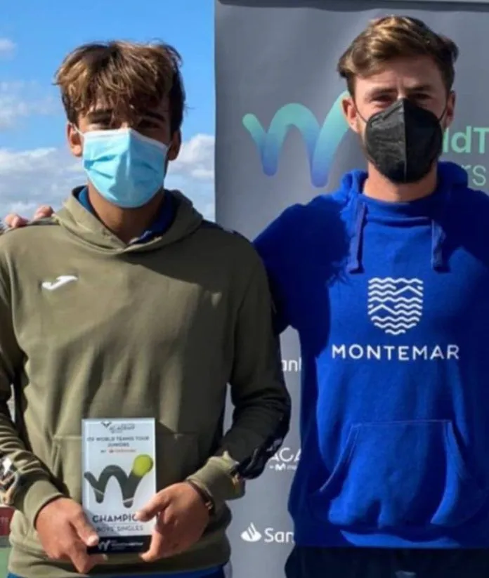 Dani Mérida ITF JR Manacor FEB 21 1 Dani Merida junto a su entrenador en ITF Junior Rafa Nadal Academy