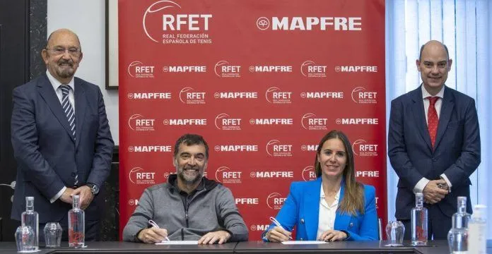 MAPFRE y la RFET sellan la continuidad del tenis español