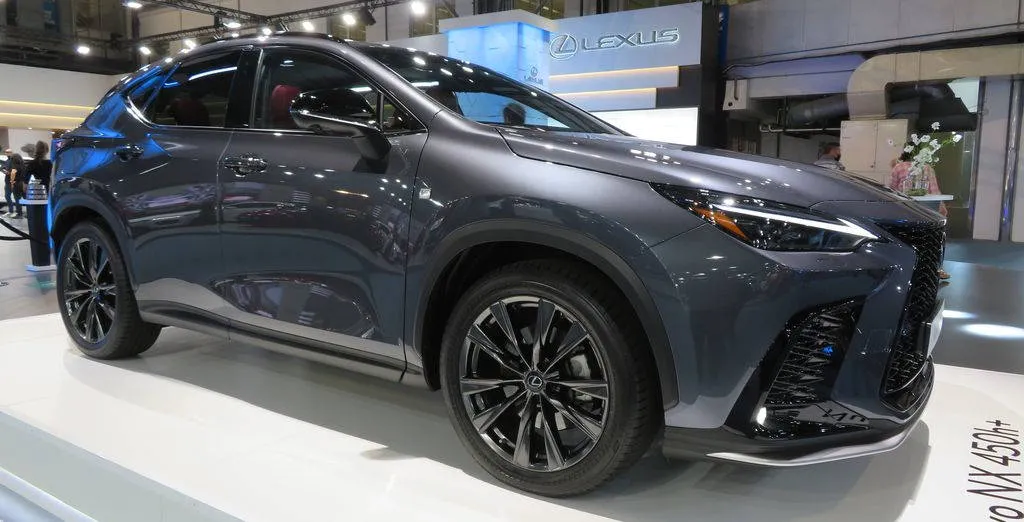 Lexus NX 450h+
