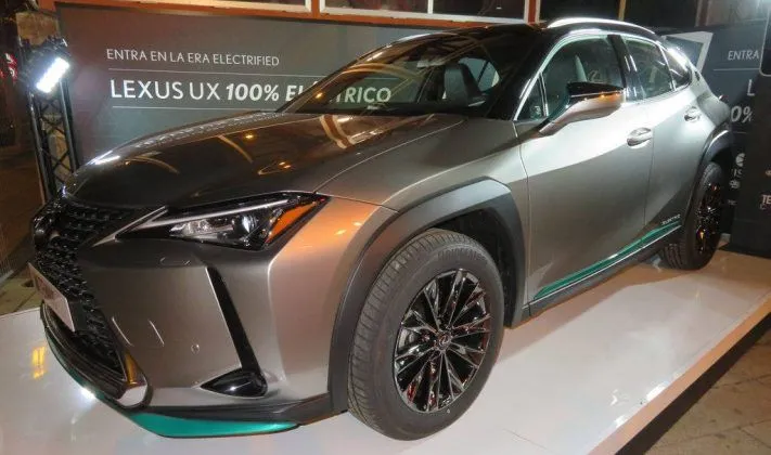 Lexus NX 450h+ protagonista en la Copa Davis