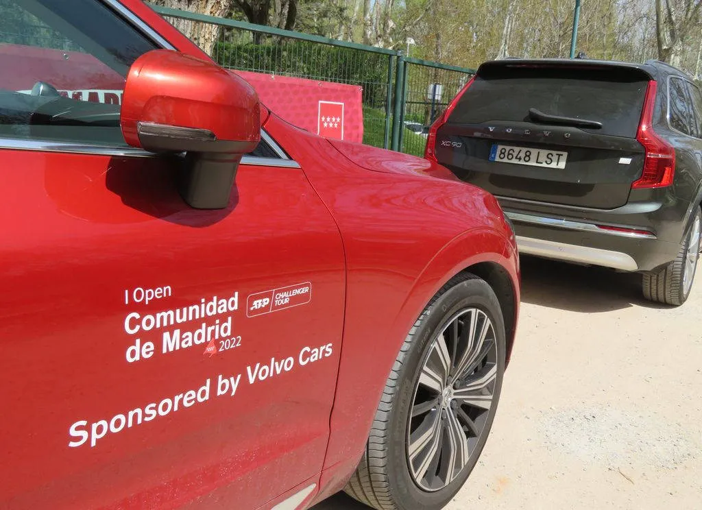 Volvo XC60 Recharge T8 