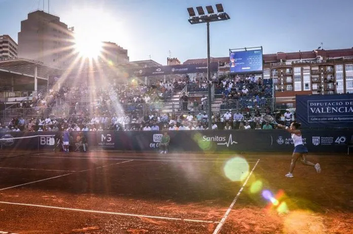 La pista central del Open Internacional de Valencia incrementa su aforo