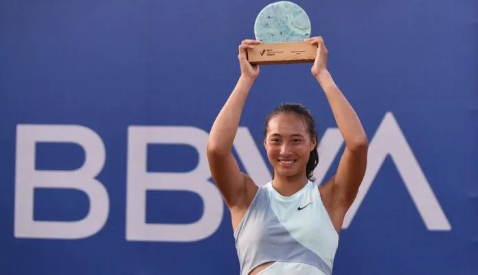 Zheng Qinwen se proclama campeona del BBVA Open Internacional de Valencia