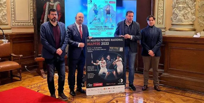 Presentación de la Fiesta del Tenis y el Máster Futuro Nacional MAPFRE 2022 en el Ayuntamiento de Valladolid