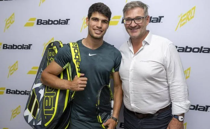Carlos Alcaraz renueva con Babolat