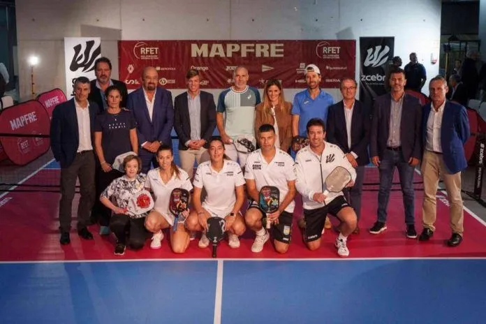 Pickleball el nuevo deporte que arrasa en España