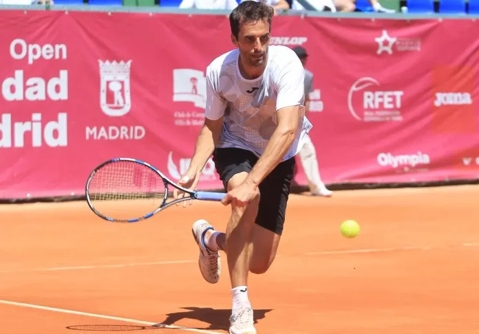 Ramos, Kukushkin, Riedi y Fonseca avanzan a cuartos de final en el ATP Challenger de Madrid