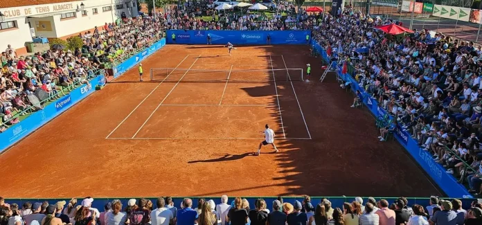 Club Tenis Albacete - I Copa Leyendas de Tenis Pista centro Club Tenis Albacete