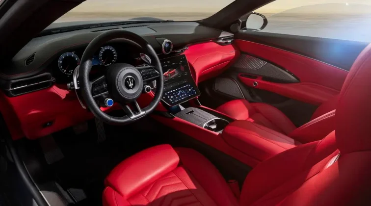 interior Maserati Gran CabrioTrofeo