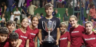 Dani Mérida levantó la 99ª Copa del Rey de Huelva tras superar a Thiem y a Fognini Dani Mérida conquista la 99ª Copa del Rey de Tenis en Huelva