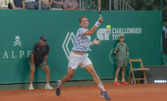 Roberto Carballes avanza a semifinales en la Copa Sevilla 2024
