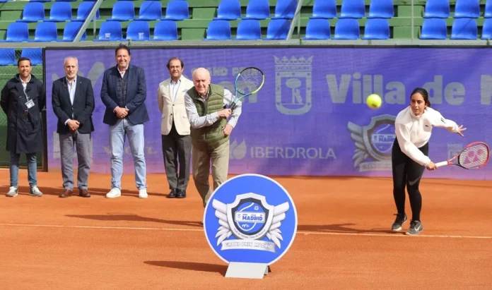 Saque honor ITF W100 Villa de Madrid