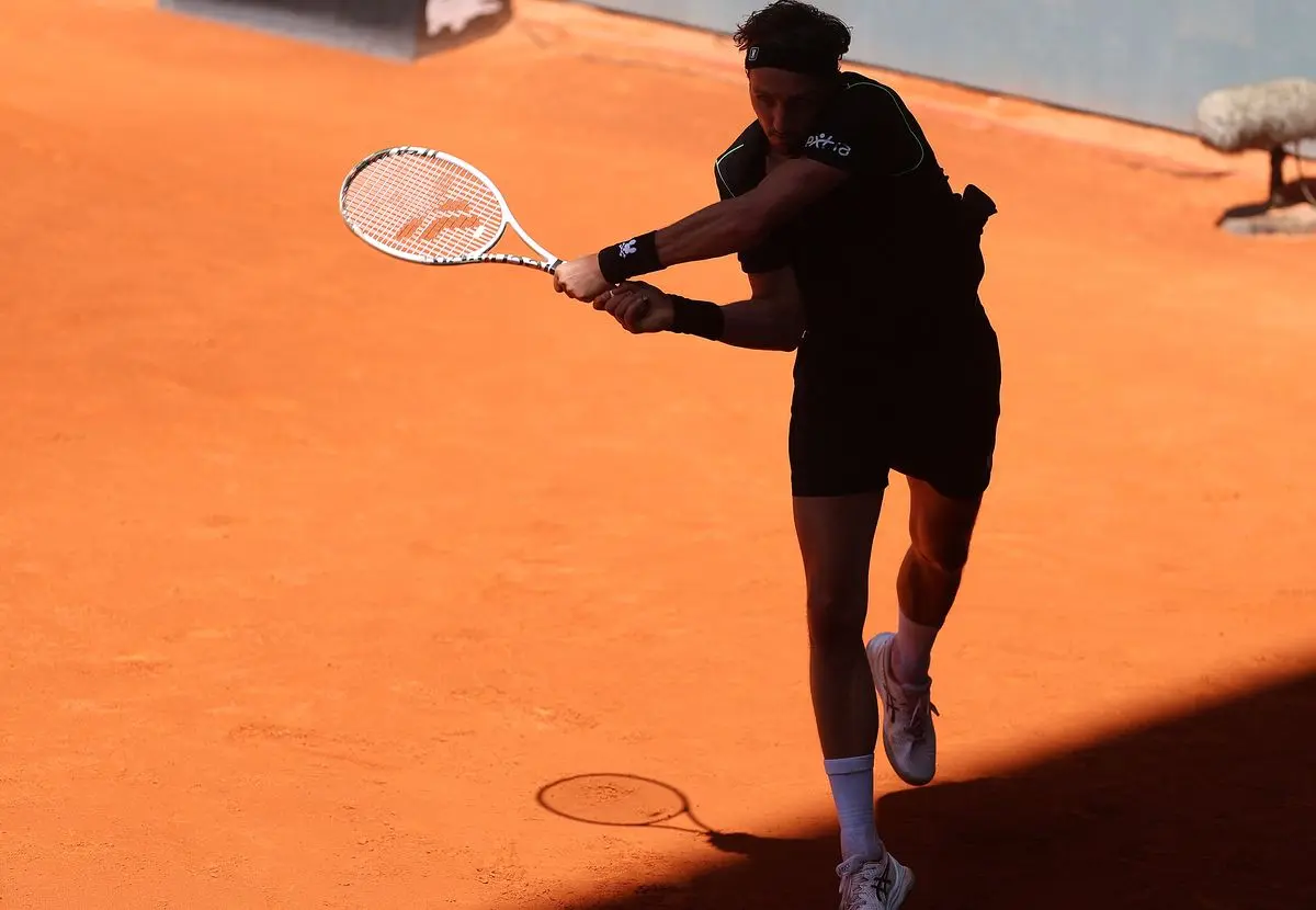 Arthur Rinderknech con Tecnifibre TF-40