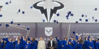 Toni Kroos y Rafa Nadal Impulsan el Futuro del Tenis en Manacor Nadal y Kroos en la Graduación