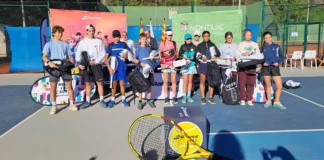 Éxito rotundo de la Babolat Cup Barcelona y proclamación de los ganadores de 2025 Campeones posando en la entrega de premios