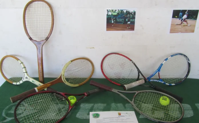 Exposición Raquetas con Historia: raquetas de madera, grafeno, Federer, Nadal, Tilden