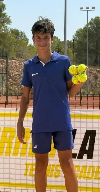 Daniel Martins Enguidanos con Babolat