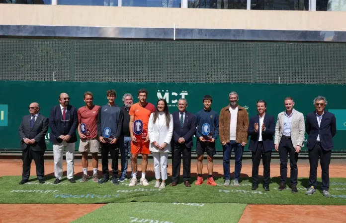 ATP Challenger Murcia 2026 Finalistas y ,autoridades entrega trofeos Challenger Murcia 2026