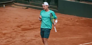 Carreño, De Jong, Carballés y Coppejans avanzan a semifinales en Murcia Jesper de Jong durante su partido de cuartos en Murcia
