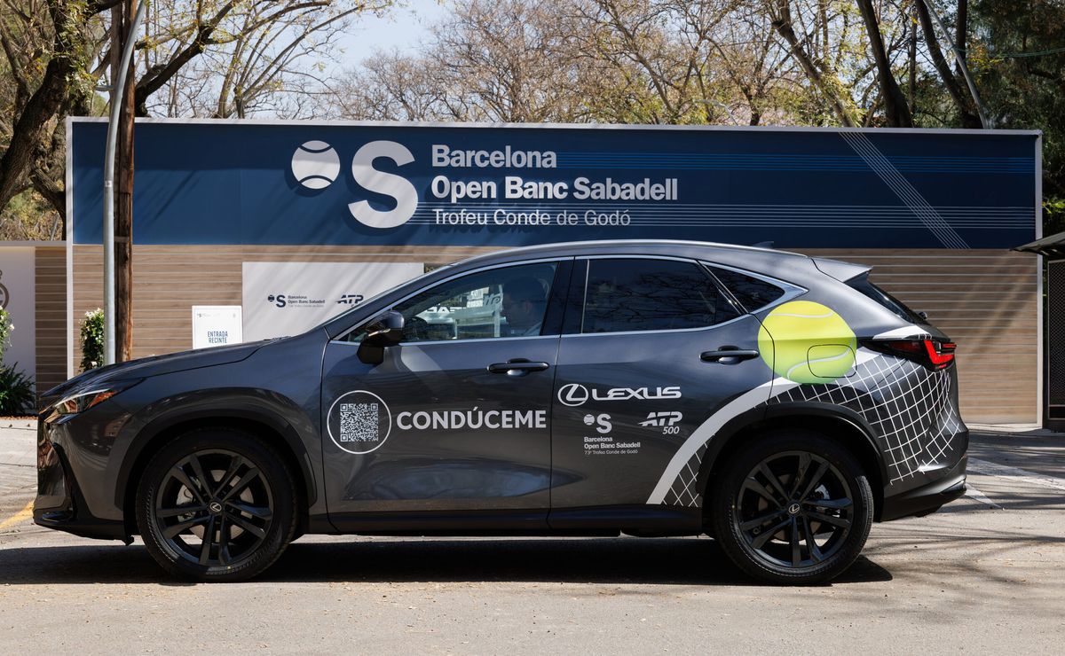 vehículo Lexus torneo Godó