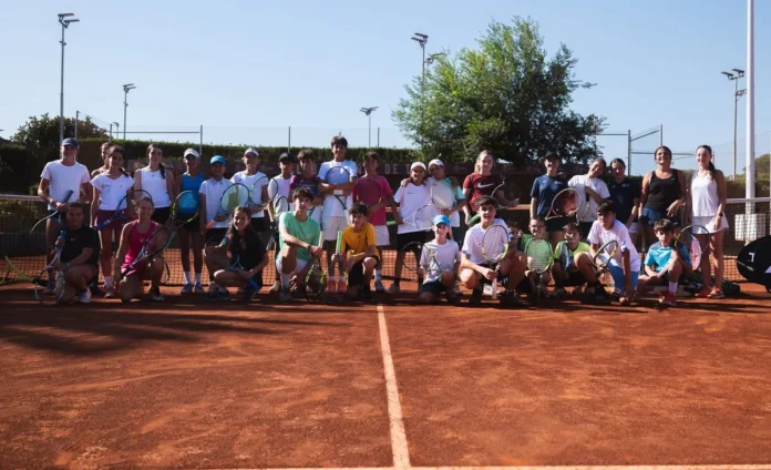 Jugadores participantes durante la Babolat Cup Valencia 2026 celebrada en el Club Español de Tenis