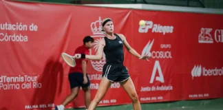 Eva Vedder no falla: estreno dominante de la favorita en Palma del Río Eva Vedder durante su partido de primera ronda en el Open Diputación Ciudad de Palma del Río 2026