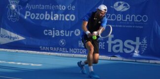 Hugo Grenier regresa al Open Ciudad de Pozoblanco con el reto de conquistar de nuevo el título Hugo Grenier durante un partido del Open Ciudad de Pozoblanco ATP Challenger 2026.