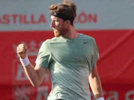 Keegan Smith avanza a cuartos y el Open de El Espinar entra en su fase decisiva Keegan Smith avanza a cuartos de final del Open de El Espinar