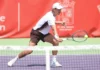 Pavlovic-Smith y Martineau-Crawford, semifinales en El Espinar Oliver Crawford durante su partido de cuartos de final del Open Castilla y León Villa de El Espinar