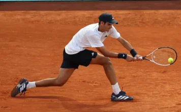Ocho tenistas han logrado diez títulos en casa Rafa Jódar durante un partido de tenis en 2026
