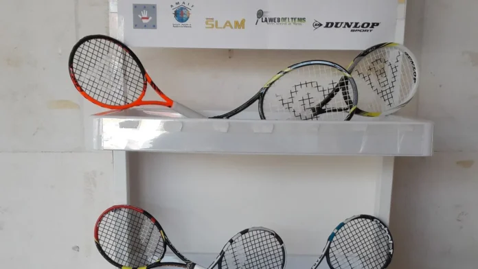 Exposición de raquetas de tenis en miniatura 2026 Exposición de raquetas de tenis en miniatura en San Lorenzo de El Escorial