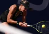 Andrea Lázaro avanza a cuartos y mantiene viva la esperanza española en Valencia Andrea Lázaro durante su participación en el BBVA Open Internacional de Valencia 2026.