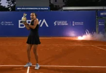 Clara Burel frena el sueño de Alicia Herrero en la final del BBVA Open Valencia Clara Burel alza el trofeo de campeona del BBVA Open Internacional de Valencia.