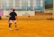 El Vigo Tennis Open resiste al temporal y avanza hacia los octavos de final Vigo Tennis Open 2026 en las pistas de Samil