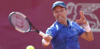 Roberto Bautista se despide definitivamente de la competición con una última victoria en Madrid Roberto Bautista durante su último partido oficial en el Campeonato de España de Tenis Generali